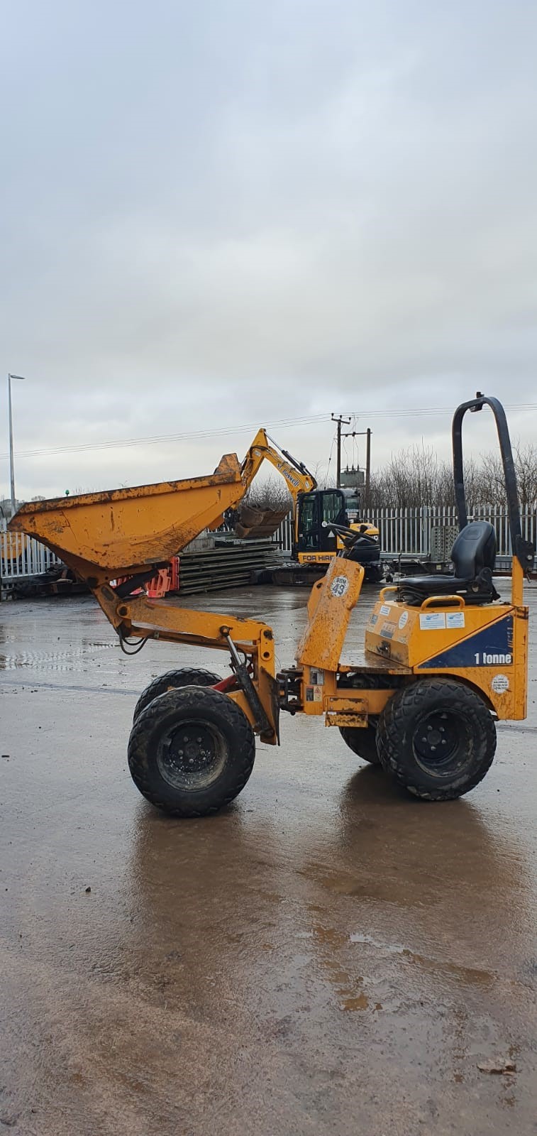 Lot 13c Thwaites 1t Hi Tip Skip Loader Dumper Area St Boswells